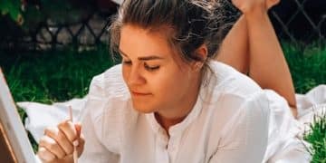 Turn Hobby into Cash: $1000/Month Side Hustle Guide - Cover Image