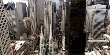 Unlock Passive Income: Top 5 REITs with Over 7% Dividends - Cover Image