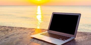 Generate $1,000/Month Passive Income: Niche Website Guide 2025 - Cover Image