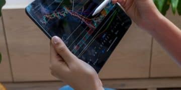 Beginner's Guide: Investing in Dividend Stocks for Passive Income in 2025 - Cover Image
