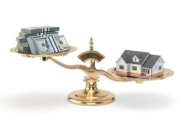 A balanced financial scale with different types of investments (stocks, bonds, real estate, gold) on either side, representing portfolio diversification and risk management.